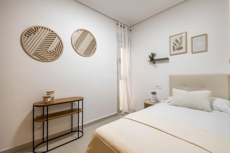 Foto 52a26dfe-1c38-42fa-8601-c00d65b9c9df. Apartament amb aparcament a Las Piscinas Naturales Torrevieja