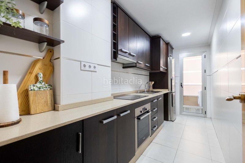 Foto 94fd7462-81ba-4870-8d65-0770168c75b3. Apartament amb aparcament a Las Piscinas Naturales Torrevieja