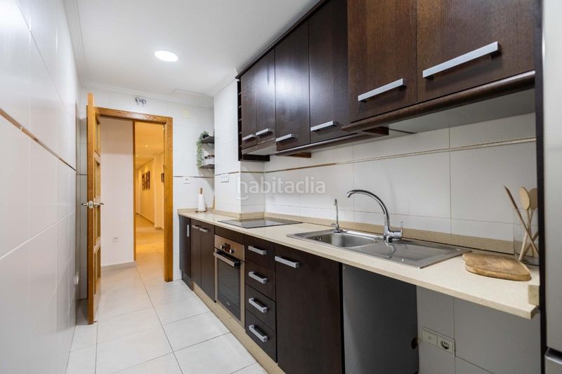 Foto cc0a3689-ea37-4e89-875f-73f5b443fd90. Apartament amb aparcament a Las Piscinas Naturales Torrevieja