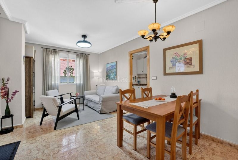 Foto 7a89284c-ea18-4448-98c6-1f5a4e0958f8. Apartament amb piscina a Antonio Machado Torrevieja