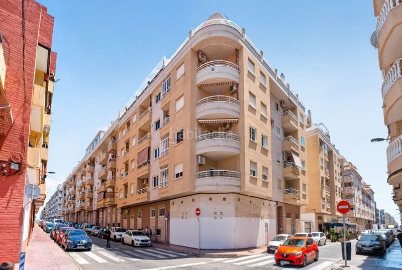 Foto a72ccda0-dc4c-4827-b7ef-7da13d62f5da. Apartament amb piscina a Antonio Machado Torrevieja