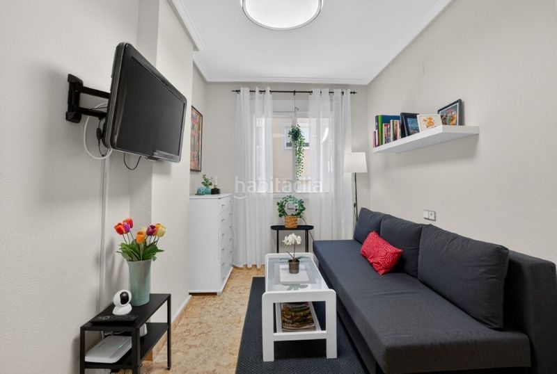 Foto def6e625-f745-46f6-87c3-6788ea043e74. Apartament amb piscina a Antonio Machado Torrevieja
