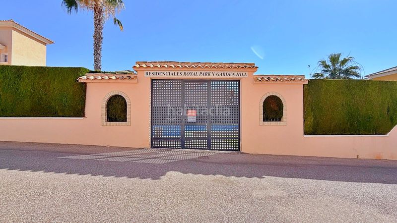Foto f041d20c-97ae-4d97-a229-2d6fad102da8. Chalet mit parking pool in Los Balcones y los Altos Orihuela
