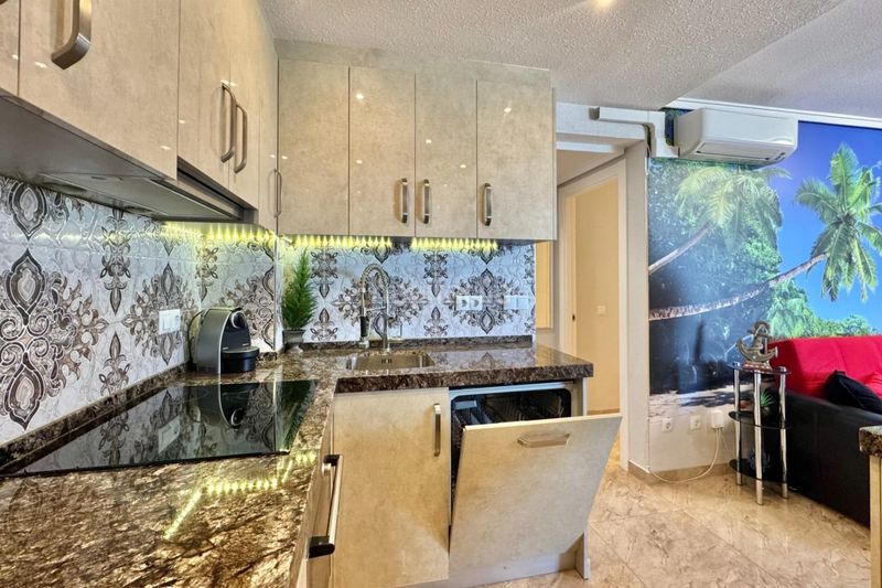 Foto c8d95682-6870-4240-bbb8-45cbca31d2b2. Apartament amb piscina a Cañada del Molino Torrevieja