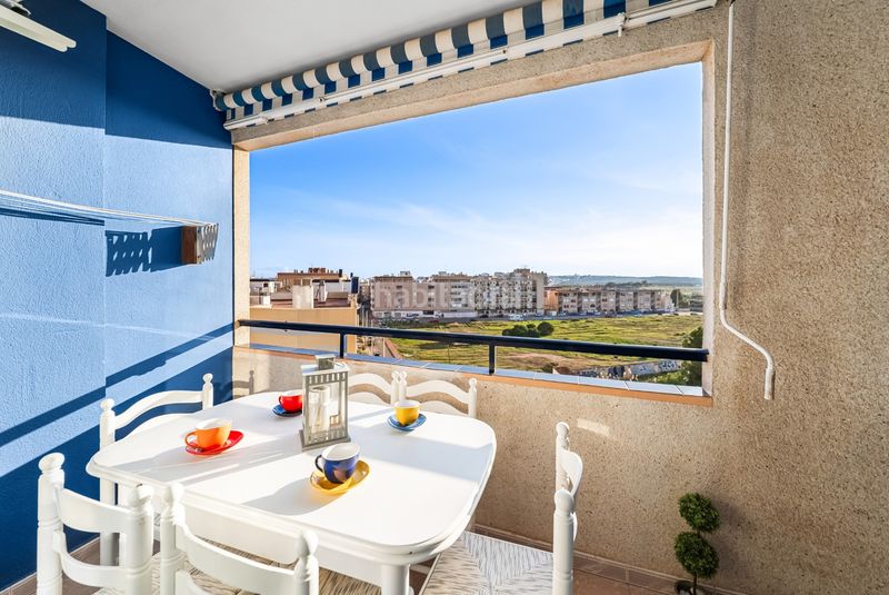 Foto d4625e67-8ca2-45b3-b7ac-a4f618035146. Apartament amb piscina a Gaspar Perelló Torrevieja