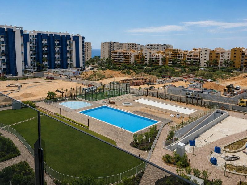 Foto 50289ba7-2ddb-4889-850a-a7e3a2d9ccfb. Apartament amb aparcament piscina a Punta Prima Torrevieja