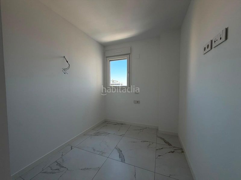 Foto ac72d22c-6bd2-475c-83f0-2e25eedc527e. Apartament amb aparcament piscina a Punta Prima Torrevieja
