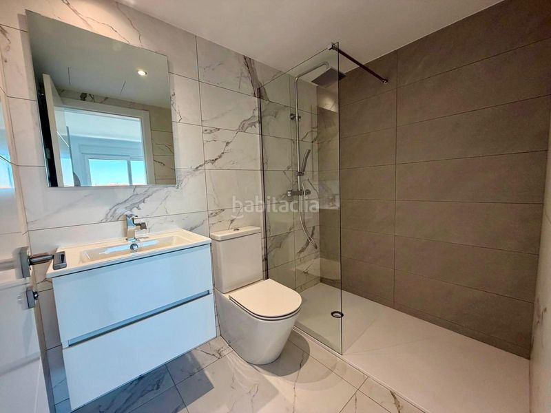 Foto c70604a9-183b-405a-92d2-14b9657198c0. Apartament amb aparcament piscina a Punta Prima Torrevieja