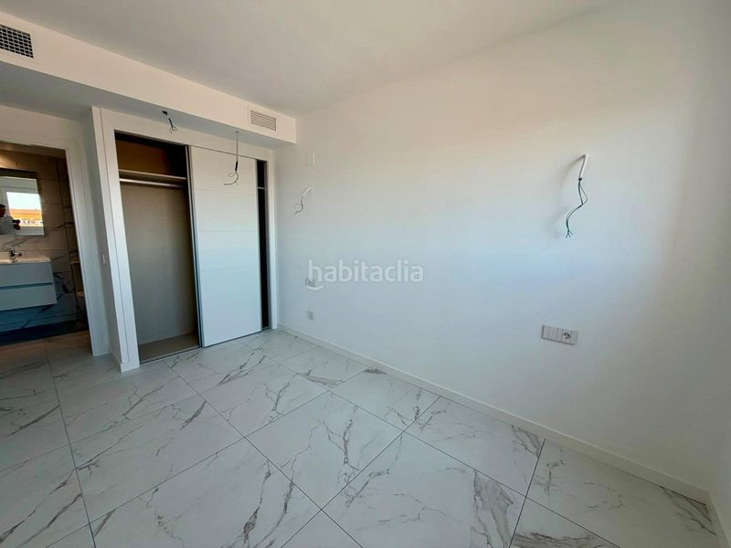 Foto cd4684fd-f9ef-4e3c-b5f0-c5945d176c0f. Apartament amb aparcament piscina a Punta Prima Torrevieja