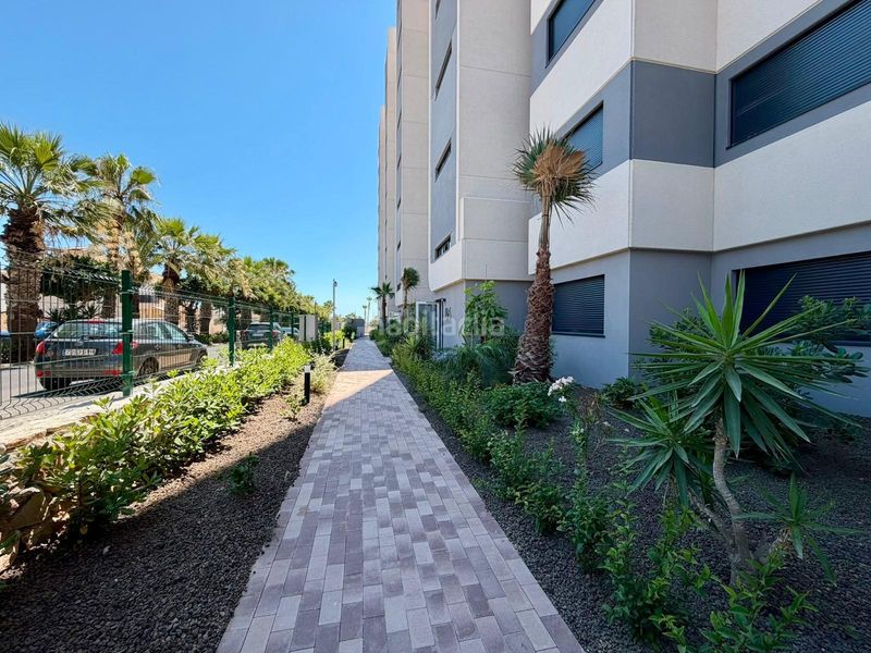Foto d966feb3-1c89-4db0-9355-697ac59d07e4. Apartament amb aparcament piscina a Punta Prima Torrevieja