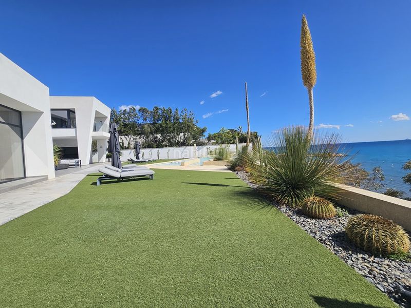 Foto 0fc6e9d6-27ef-4916-ae87-fa555fdafb03. Chalet ... en Cabo Roig Orihuela