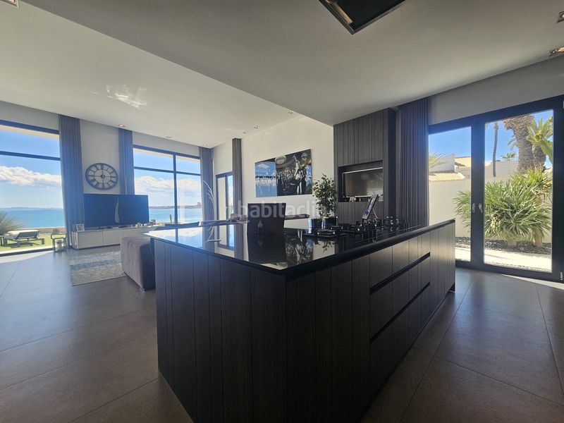 Foto fe76f5be-c442-410e-96ca-6c3a7ef4e6a5. Chalet ... en Cabo Roig Orihuela