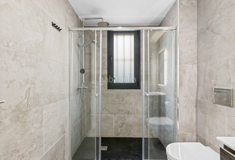 Foto 1d0f0ff1-973e-4cb0-80c1-ea6974d5098a. Chalet ... en Cabo Roig Orihuela