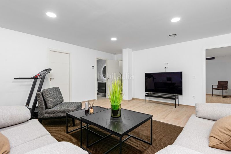 Foto 2642f9fd-6546-4711-b6b3-93ca7846fc80. Chalet ... en Cabo Roig Orihuela