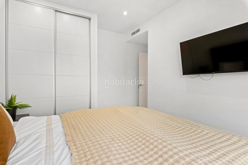 Foto 38c96d79-ac80-46ad-bdbb-74617915abbb. Chalet ... en Cabo Roig Orihuela