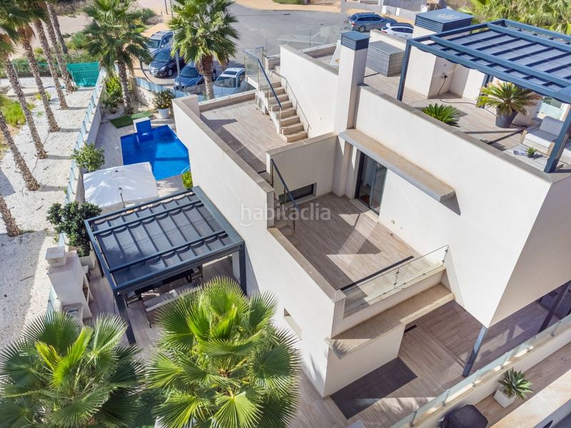 Foto 7b496f23-1ebb-4ab7-9edd-d6495d2012e4. Chalet ... en Cabo Roig Orihuela