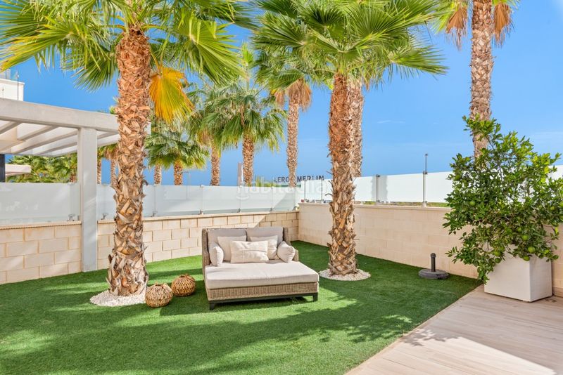 Foto 9529526d-f499-4478-a02f-98f76e9fb1a9. Chalet ... en Cabo Roig Orihuela