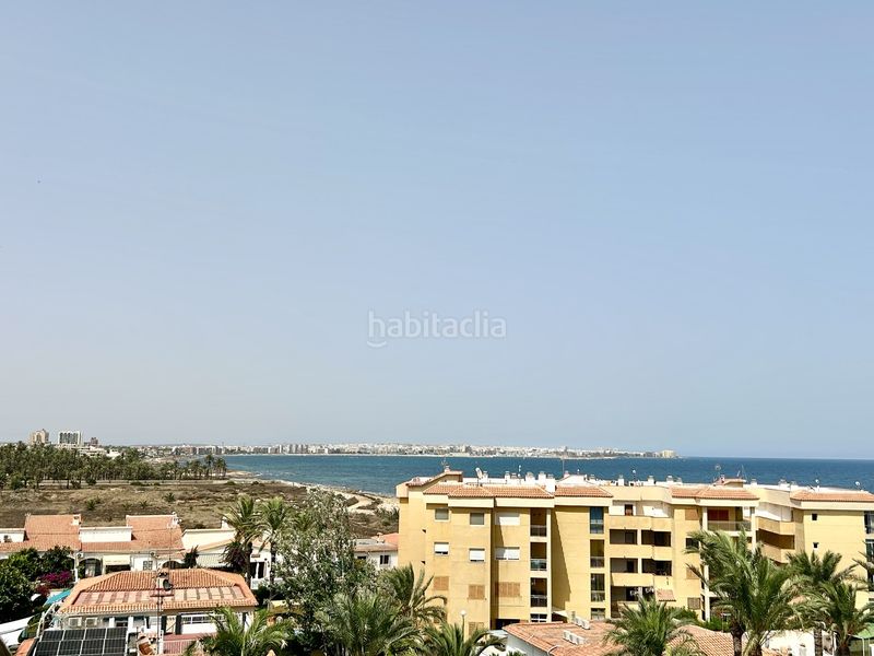 Foto 099d7a15-f8d1-48a6-ae27-dd625d21972a. Planta baixa amb piscina a Punta Prima Torrevieja