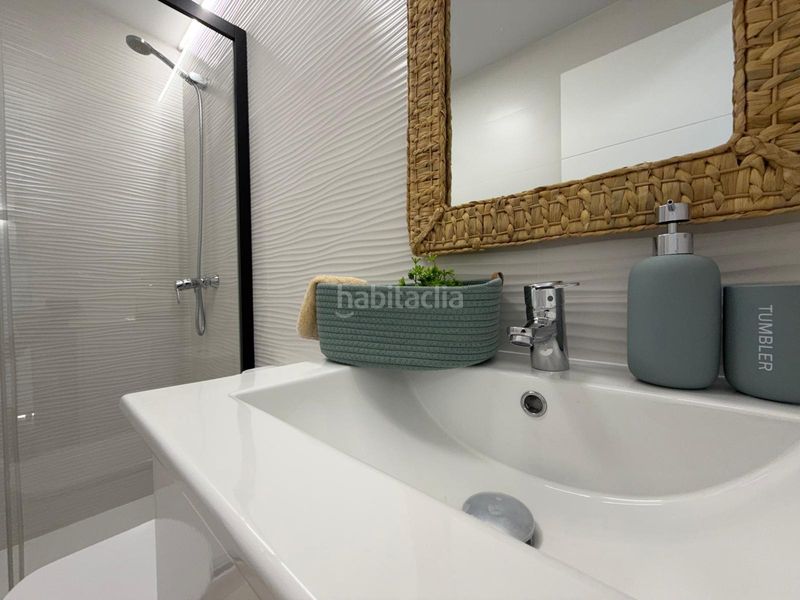 Foto 053fdfd5-9beb-419f-8e78-a67490d5ab1e. Apartament amb piscina a Punta Prima Torrevieja