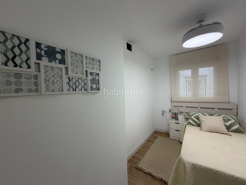 Foto 1603f541-c9fa-4687-ac58-2657257b15a2. Apartament amb piscina a Punta Prima Torrevieja
