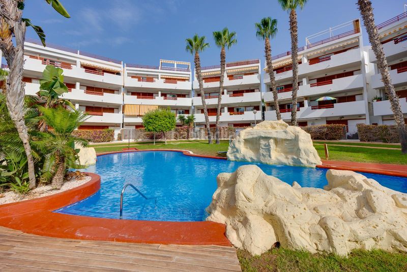 Foto 55acdb20-b2eb-479f-8af8-993f12486cda. Apartament amb piscina a Zeniamar - Horizonte - La Campana Orihuela