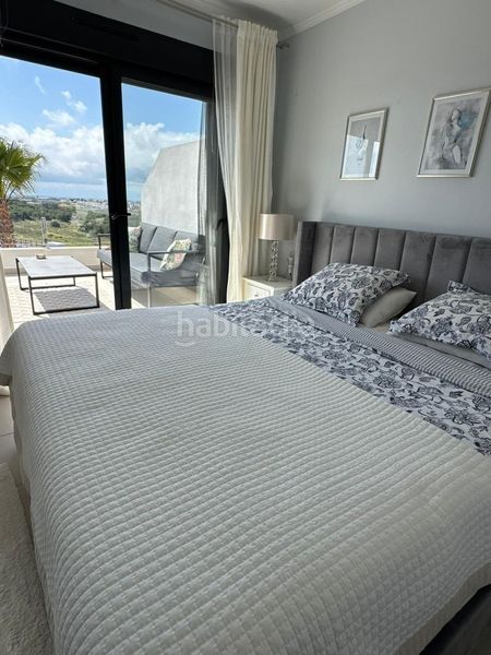 Foto df797f93-5897-48e9-81fc-a8106bcc3f99. Casa adossada amb piscina a Lomas de Cabo Roig - Los Dolses Orihuela