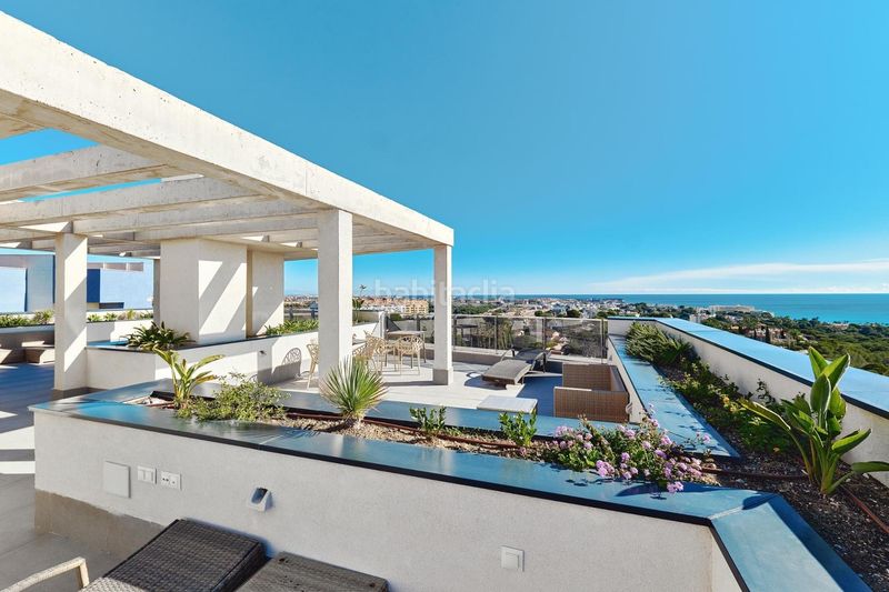 Foto 1cc51567-e135-4bbf-92be-2bd6242fe4c0. Planta baixa amb piscina a Campoamor Orihuela