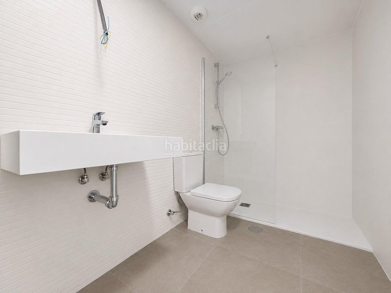 Foto 7ef6490f-9260-4919-9ce5-89576a6e9962. Planta baixa amb piscina a Campoamor Orihuela