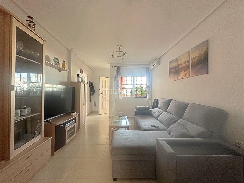 Foto e8100cbb-2b73-4538-b170-f0ba3863e339. Planta baixa amb piscina a La Florida Orihuela