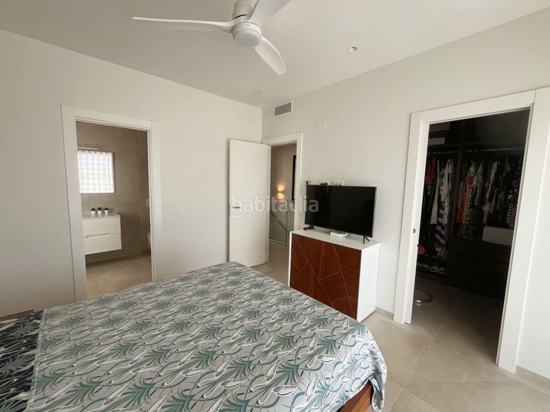 Foto 2cb5f4a5-779b-4f73-9c91-ad2ca9694c2f. Chalet ... en Montesinos (Los)