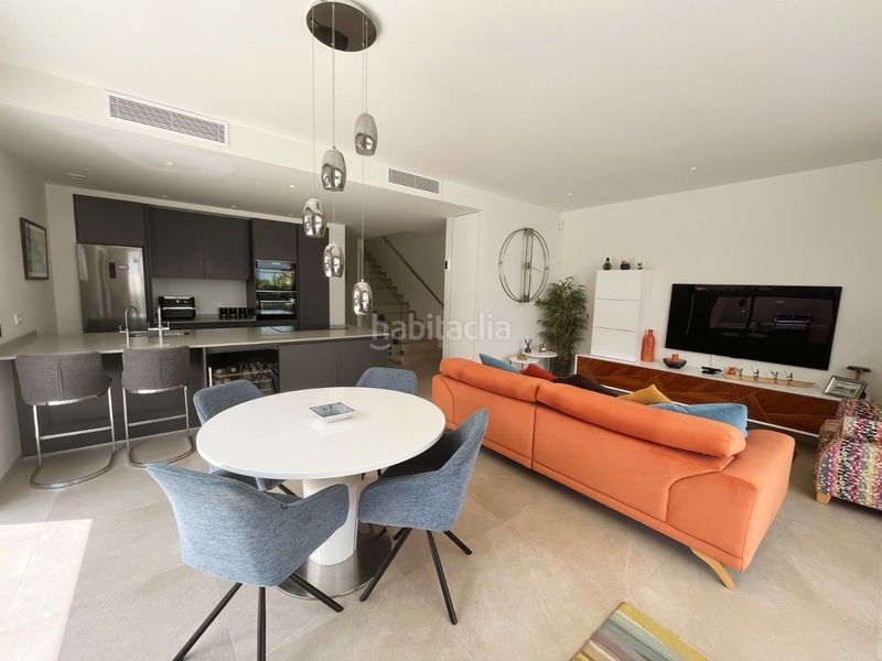 Foto 361ad355-6888-43b5-b39b-4c0c151b02a4. Chalet ... en Montesinos (Los)
