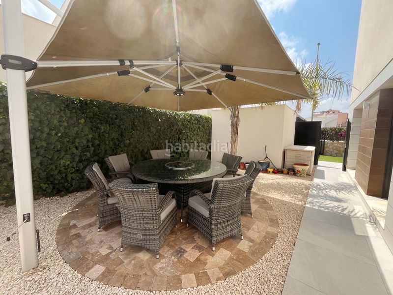 Foto b16bf187-4d37-478f-97a5-b7ab30544b4e. Chalet ... en Montesinos (Los)
