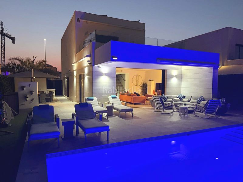 Foto f27504ba-9a05-48fb-b634-03e93fdb8865. Chalet ... en Montesinos (Los)