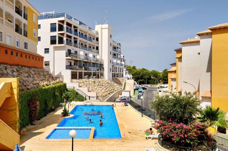 Foto 06d19421-7741-41e3-b192-9ef1f4984511. Apartament amb piscina a Campoamor Orihuela
