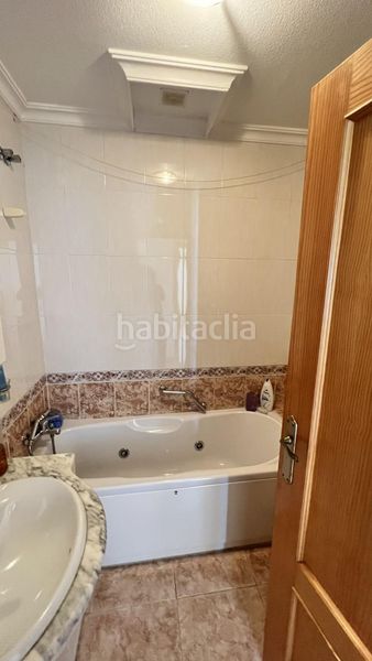 Foto 1fd17ace-1fa4-4b00-9a45-4e87cfbe1861. Casa aparellada amb aparcament piscina a Aguas Nuevas Torrevieja