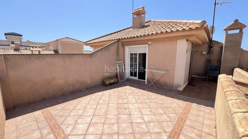 Foto 30cb98c9-5bf2-42f6-87d1-a198df4cc7af. Casa aparellada amb aparcament piscina a Aguas Nuevas Torrevieja