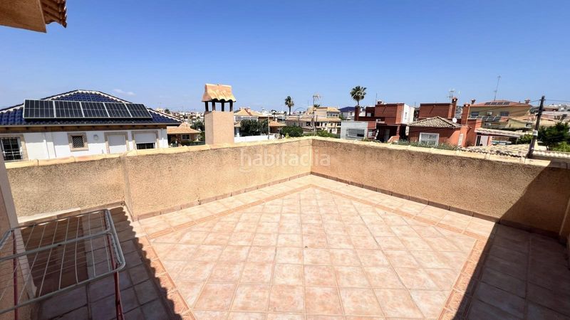 Foto 4819f8d8-af58-4d92-bded-668428897c27. Casa aparellada amb aparcament piscina a Aguas Nuevas Torrevieja