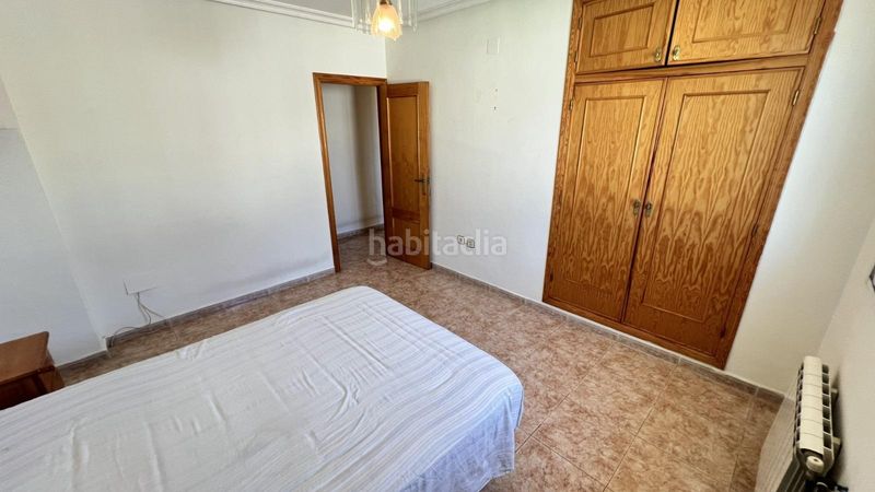 Foto 6256324d-907d-4c52-b539-b18558b3f0e2. Casa aparellada amb aparcament piscina a Aguas Nuevas Torrevieja
