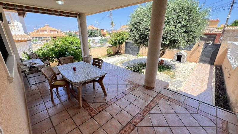 Foto fec61191-dbbd-494f-9be7-40998ba6e1cf. Casa aparellada amb aparcament piscina a Aguas Nuevas Torrevieja