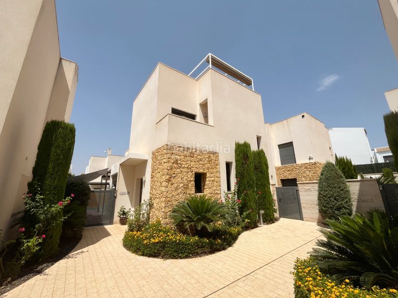 Foto 0bc2558a-572e-4ed2-8726-b33d538d8f44. Chalet ... en Pueblo Bravo Rojales