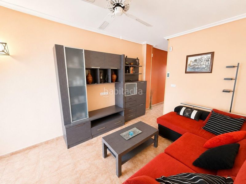 Foto ebcc9f89-b8f1-4076-9105-ea7522d26d52. Apartament amb piscina a Antonio Machado Torrevieja