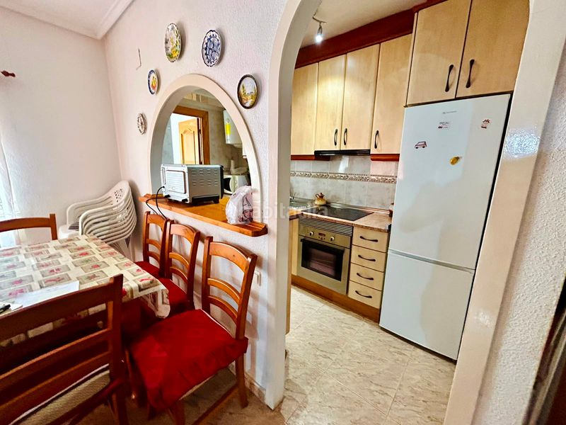 Foto a5494a65-0aef-4e7e-aa70-38f9f637de2c. Casa adossada amb aparcament a Zona los Frutales Torrevieja