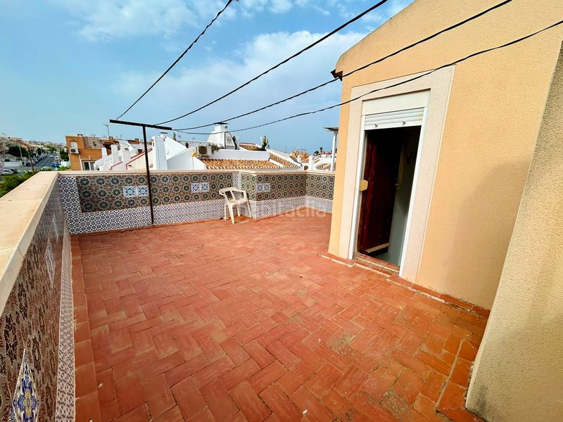 Foto b62a0378-1df2-484a-a1b0-6e1a854e930c. Casa adossada amb aparcament a Zona los Frutales Torrevieja