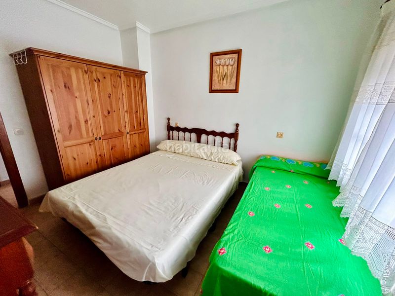 Foto d2940d40-ba7a-46fa-a1d6-33d196d11227. Casa adossada amb aparcament a Zona los Frutales Torrevieja