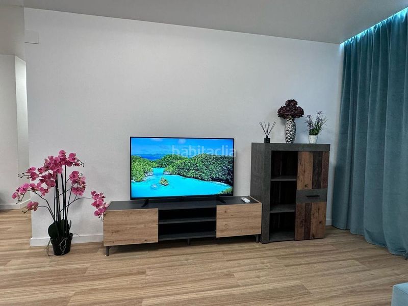 Foto 43efd654-3f22-45e3-9be2-571de6704656. Apartament amb piscina a Antonio Machado Torrevieja