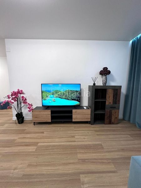 Foto 7777bbf0-9ce3-4f1c-8bff-dfa12a538b1d. Apartament amb piscina a Antonio Machado Torrevieja