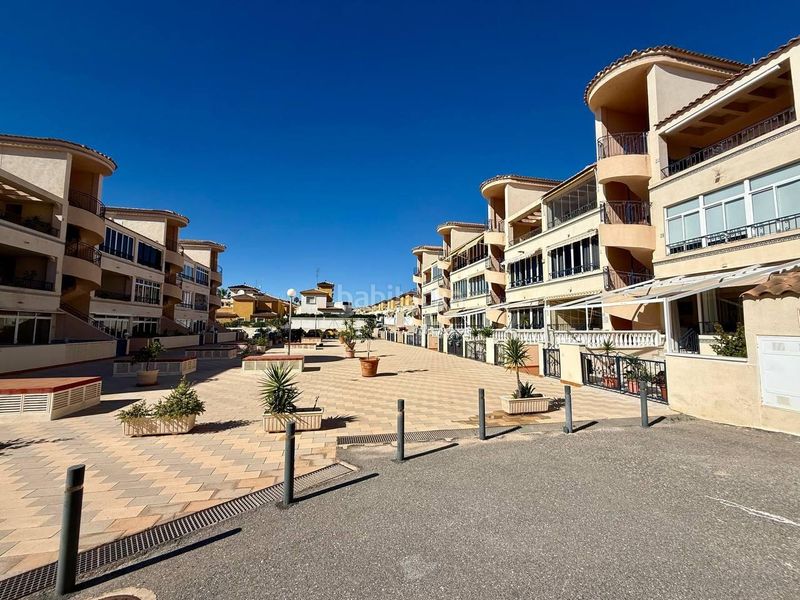 Foto 43985f54-bfc7-402a-852d-8fe4a2476e16. Apartament amb piscina a Los Balcones y los Altos Orihuela