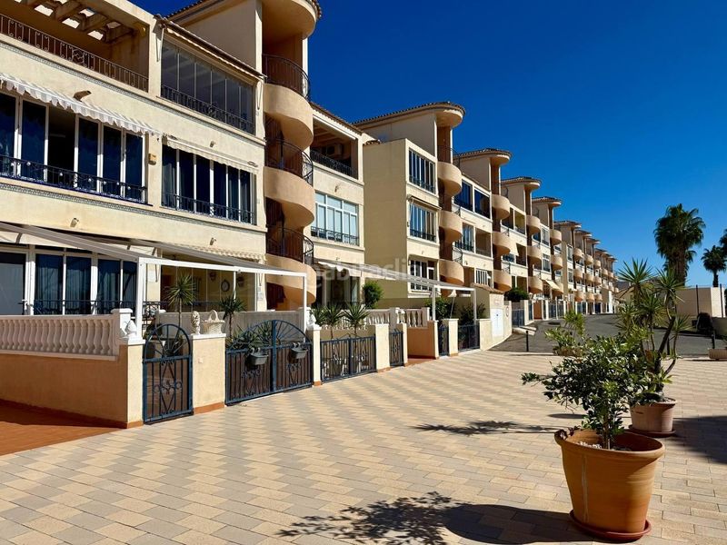Foto b0e844c3-04c8-4354-94db-f353cc078839. Apartament amb piscina a Los Balcones y los Altos Orihuela