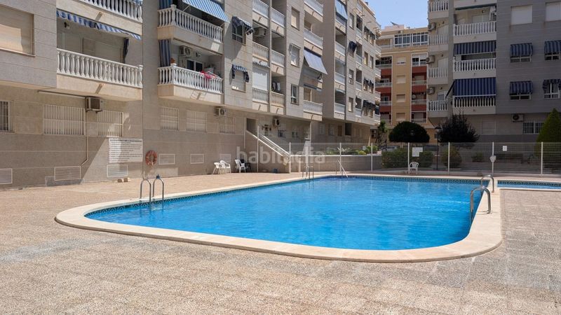 Foto 04a2ae66-f766-4983-9fac-3d67cc61ea22. Apartament amb piscina a Antonio Machado Torrevieja