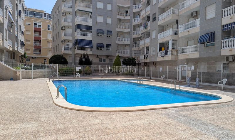 Foto 1c923703-79d7-424b-8a5d-1d76436dfb9b. Apartament amb piscina a Antonio Machado Torrevieja